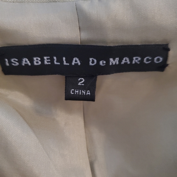 Blazer - Picture 2 of 6